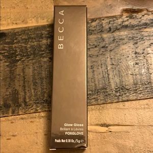 Becca lip glosss Foxglove